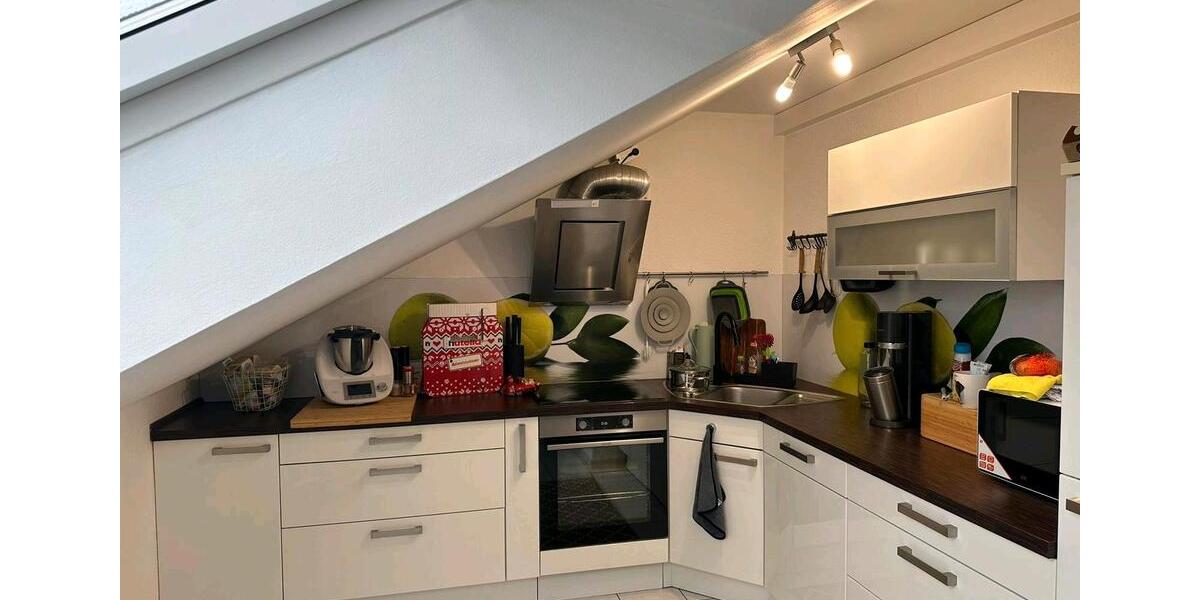 Dachgeschoßwohnung Niederwerrn - 5 Zimmer, 110 m&sup2;, 305.000&euro; | Angebot:24703388