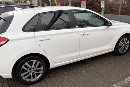 Hyundai i30 124.000 km 11.500 &euro; Aschaffenburg 63739