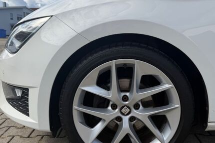 Seat Leon 153.000 km 7.800 &euro; Mammendorf 82291