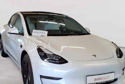 Tesla Model 3 6.934 km 35.989 € Fernwald-Steinbach 35463