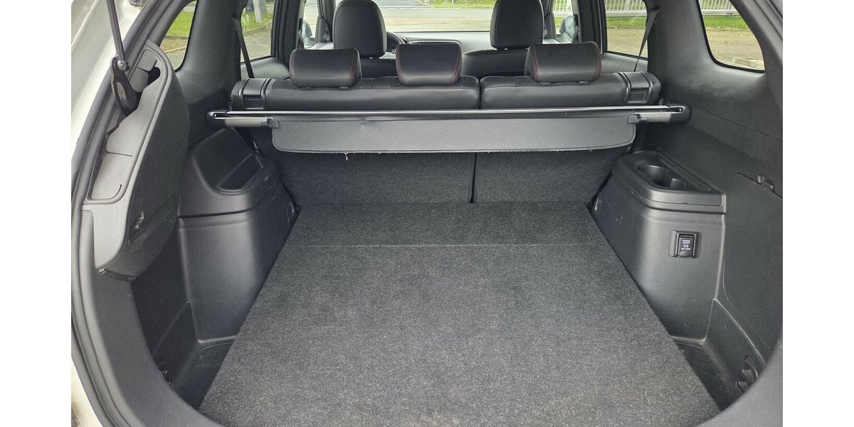 Mitsubishi Outlander Spirit 2WD 66.531 km 16.400 &euro; Wilsdruff 01723