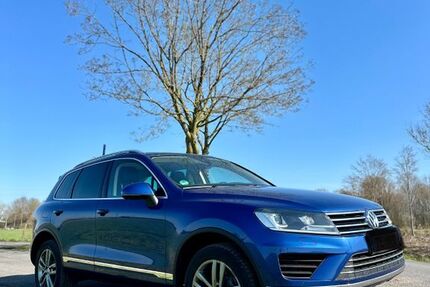 VW Touareg 228.000 km 16.400 &euro; Altenberge 48341