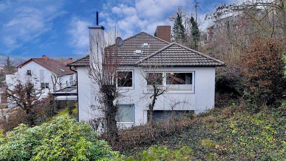 Repräsentatives, modernisiertes MFH mit zusätzlicher Bebauungsoption in bester Lage von Melsungen-Stadt zimmer