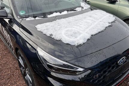 Hyundai i30 56.990 km 27.899 € Chemnitz - Mittelbach 09224