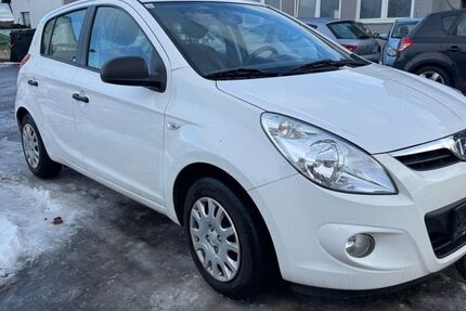 Hyundai i20 155.264 km 1.690 &euro; Baienfurt 88255