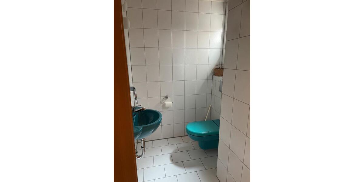 Doppelhaushälfte Leimen - 6 Zimmer, 210 m&sup2;, 2.000&euro; | Angebot:24715089