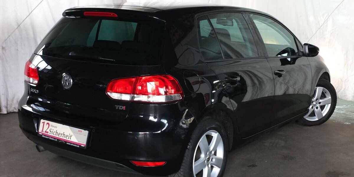 VW Golf 1.6TDi TEAM SHZ TEMPOMAT KLIMAAUTOMATIK 159.855 km 6.598 &euro; Köln 50858