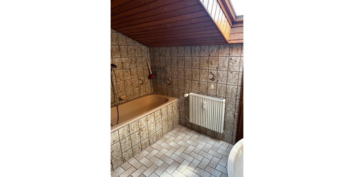 Dachgeschoßwohnung Ehingen (Donau) - 1 Zimmer, 71 m&sup2;, 160.000&euro; | Angebot:26987318