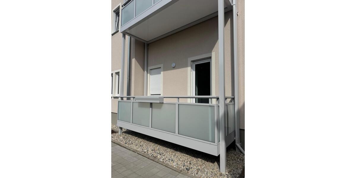 Etagenwohnung Heidenau - 3 Zimmer, 101 m&sup2;, 1.115&euro; | Angebot:26675791