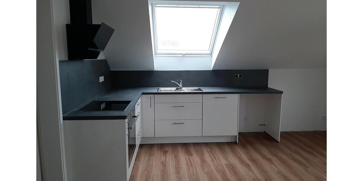 Dachgeschoßwohnung Heilbronn Böckingen - 2 Zimmer, 56 m&sup2;, 820&euro; | Angebot:25995004