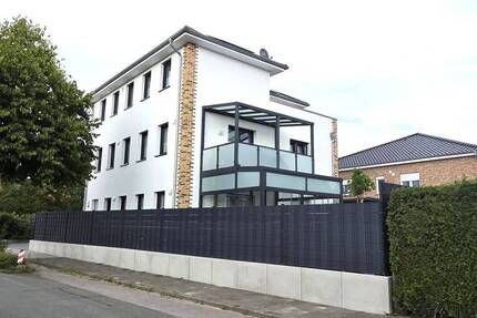 Drei-Zimmer-Dachgeschosseigentumswohnung mit Balkon 2 zimmer