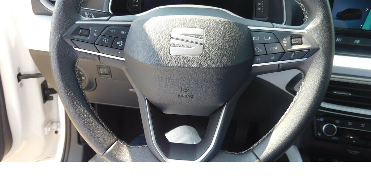 Seat Arona 1.6 Style TSI BMT DSG Navi Klima Alu 21.800 km 17.990 &euro; Vordorf 38533