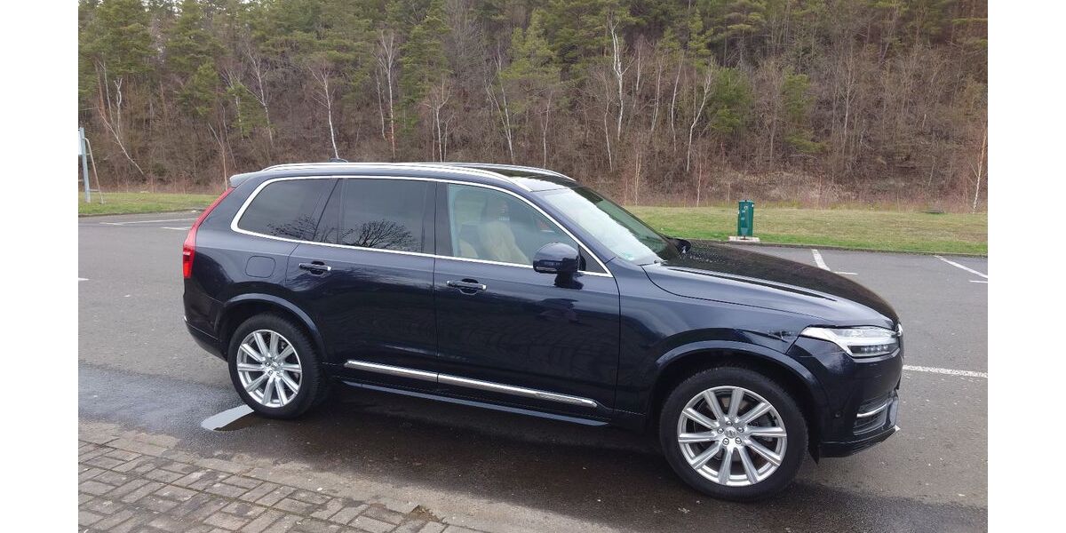 Volvo XC90 93.000 km 31.000 &euro; Mannheim 68199