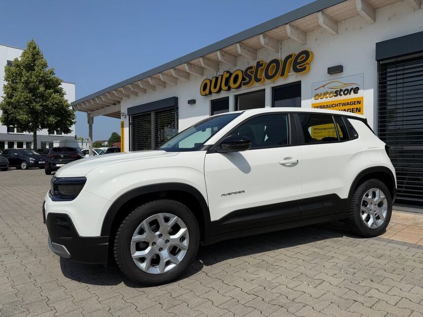 Jeep Avenger 15.800 km 18.900 € Großostheim 63762