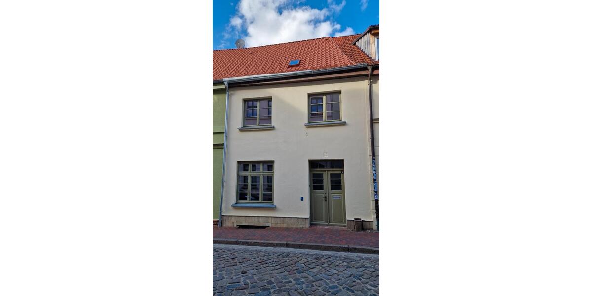 Reihenhaus Wismar Altstadt - 6.5 Zimmer, 120 m&sup2;, 1.600&euro; | Angebot:26122554