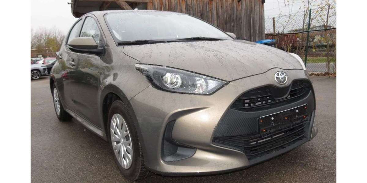 Toyota Yaris 19.500 km 15.500 &euro; Rosenheim 83026