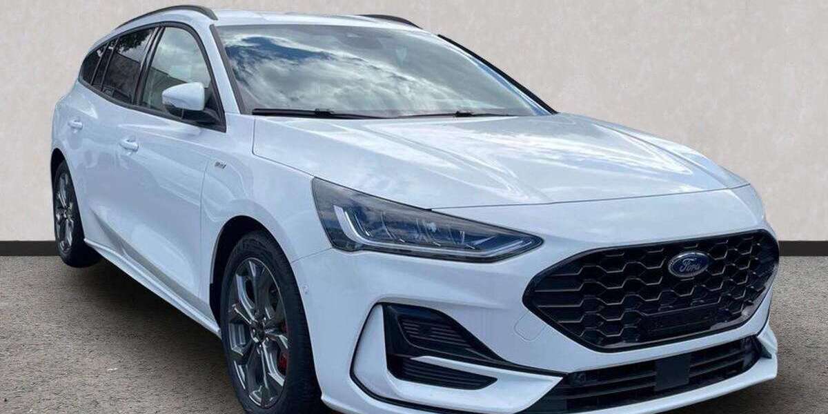 Ford Focus 4.500 km 34.990 &euro; Nürtingen 72622