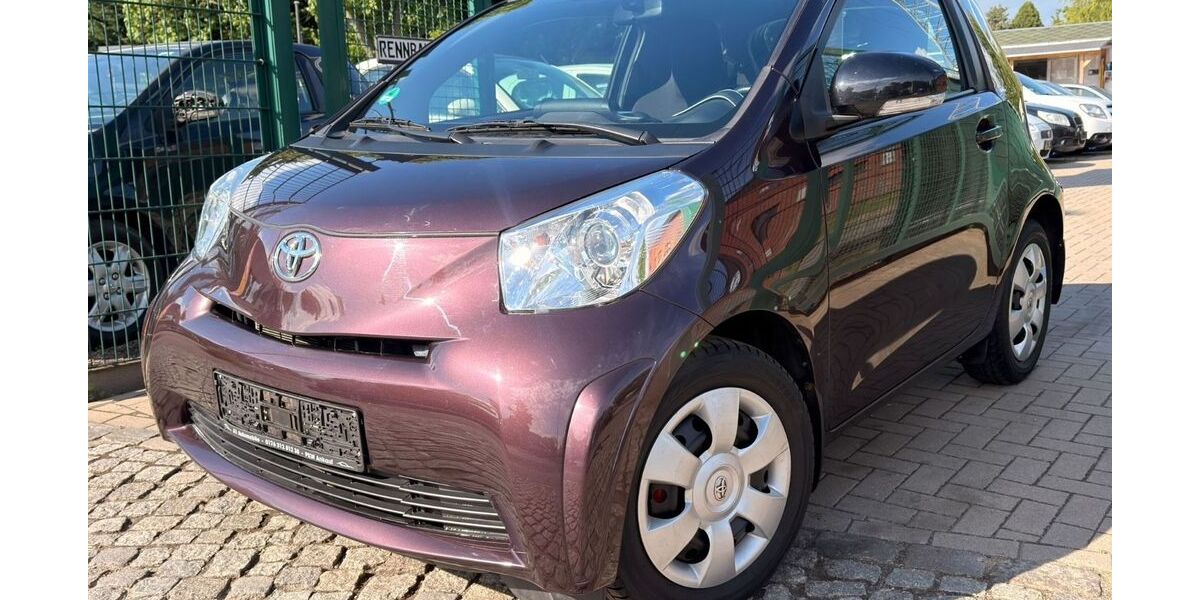 Toyota IQ 94.000 km 6.990 &euro; Berlin Weißensee-Pankow 13086