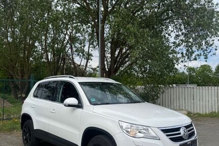 VW Tiguan 204.000 km 3.500 &euro; Bremen 28198