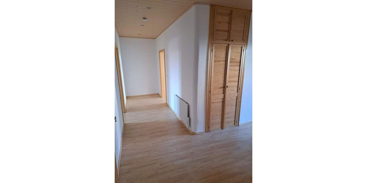 Etagenwohnung Leuna - 3 Zimmer, 95 m&sup2;, 169.500&euro; | Angebot:25740298