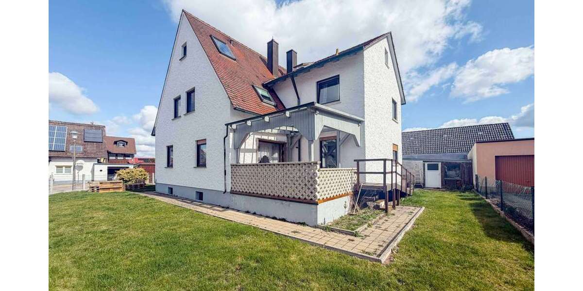 Einfamilienhaus Röttenbach - 8 Zimmer, 240 m&sup2;, 535.000&euro; | Angebot:27115634