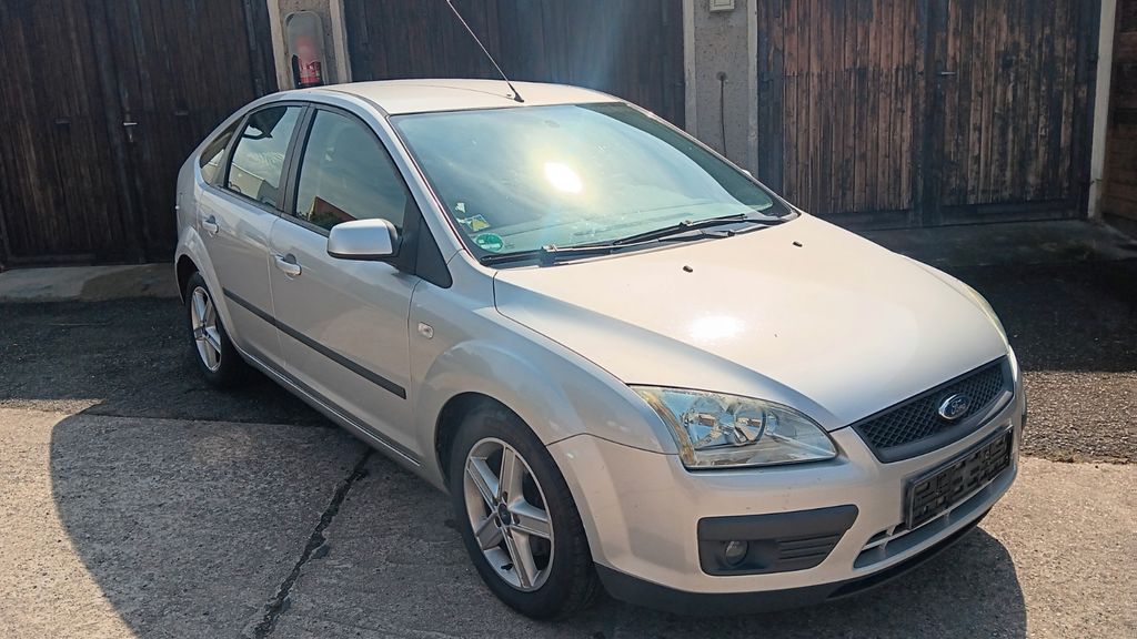 Ford Focus 140.110 km 4.000 &euro; Taucha 04425