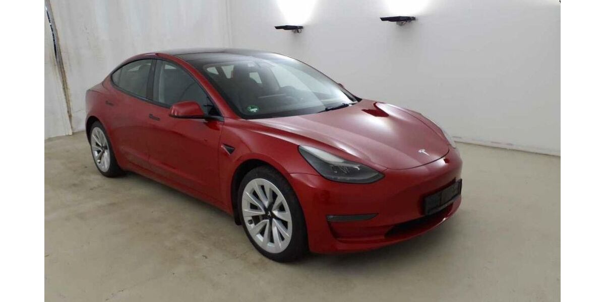 Tesla Model 3 59.406 km 16.200 &euro; Maisach 82216