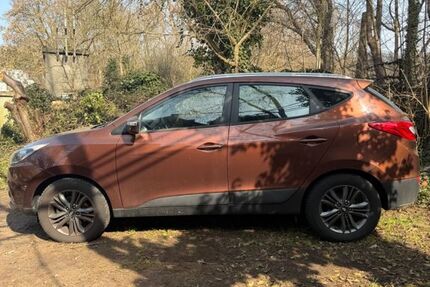 Hyundai TUCSON 121.700 km 9.000 &euro; Uttenreuth 91080