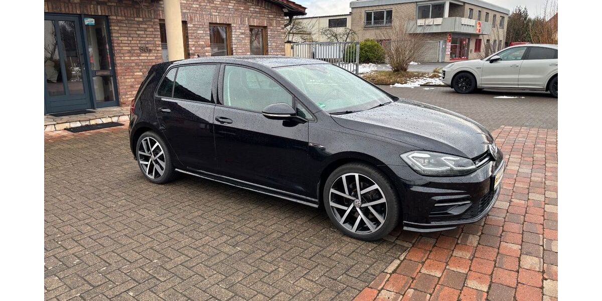 VW Golf 218.660 km 12.950 &euro; Versmold 33775