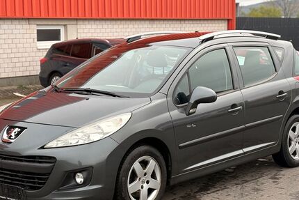 Peugeot 207 175.000 km 2.499 &euro; Wittlich 54516