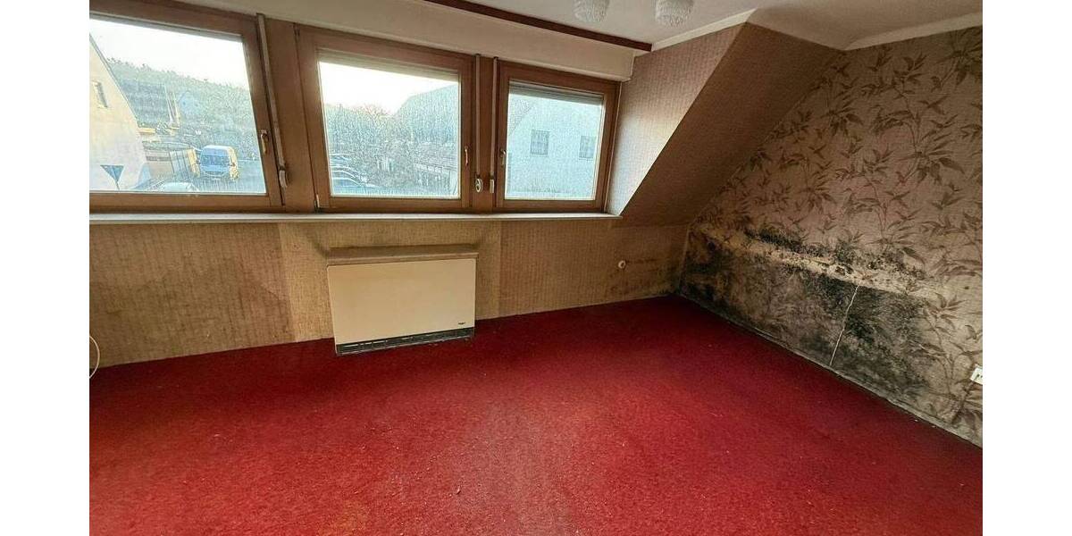 Doppelhaushälfte Bubenreuth - 1 Zimmer, 107 m&sup2;, 299.000&euro; | Angebot:26885654