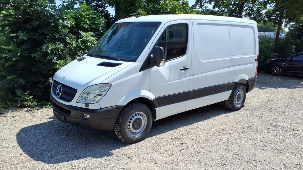 Mercedes-Benz Sprinter 166.515 km 11.900 &euro; München 81369