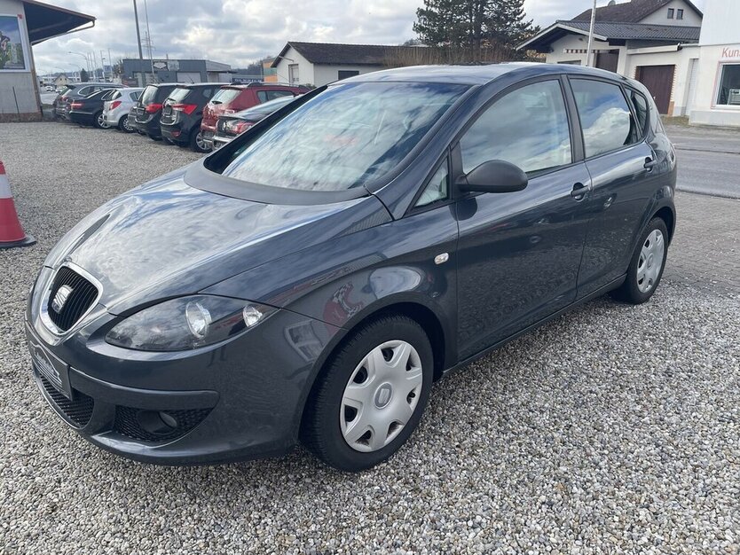 Seat Altea Avila 1.6i Klima PDC Euro4 207.000 km 2.500 € Altdorf 84032