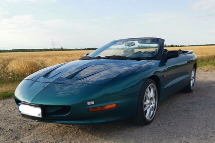 Pontiac Firebird 132.300 km 5.900 &euro; Wolfen 06766