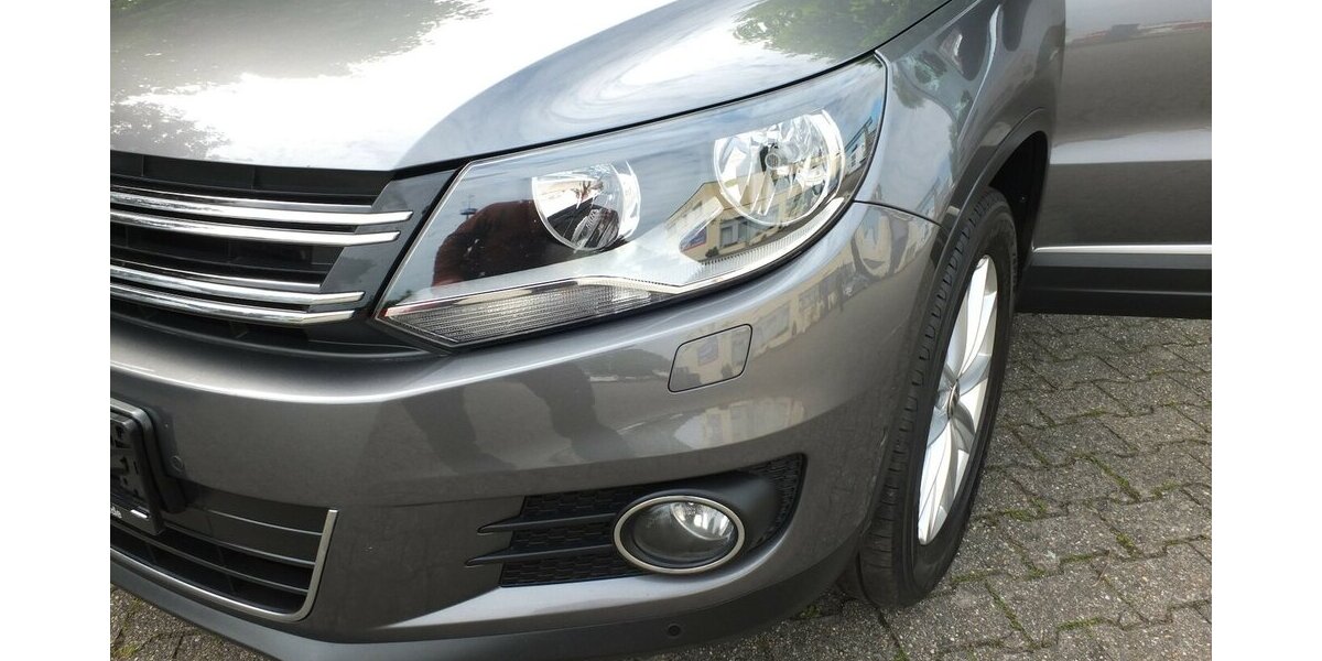 VW Tiguan LIFE BMT NAVI AHK PARKPILOT SHZ BLUETOOTH 124.710 km 12.304 &euro; Köln 50858