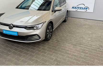 VW Golf 13.400 km 25.980 € Gernsbach 76593