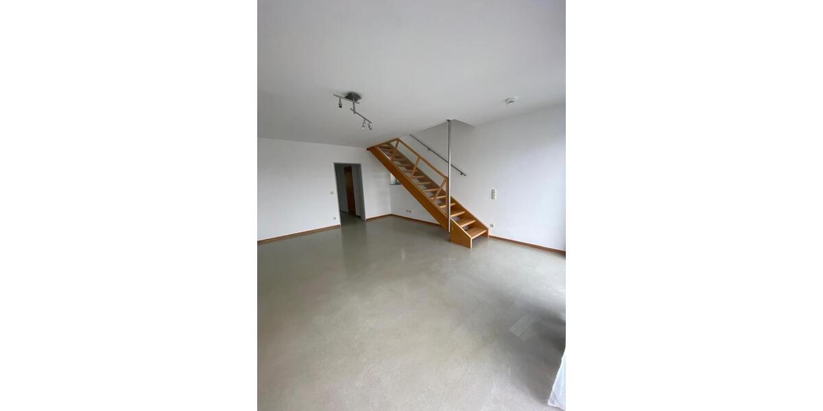 Etagenwohnung Altötting - 2.5 Zimmer, 81 m&sup2;, 670&euro; | Angebot:26341419