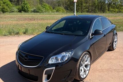 Opel Insignia 145.000 km 11.800 &euro; Wadern 66687