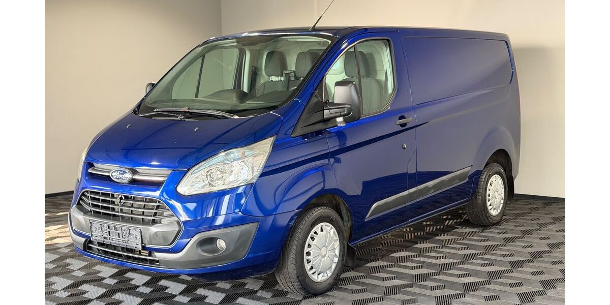 Ford Transit Custom 152.000 km 8.999 &euro; Sande 26452