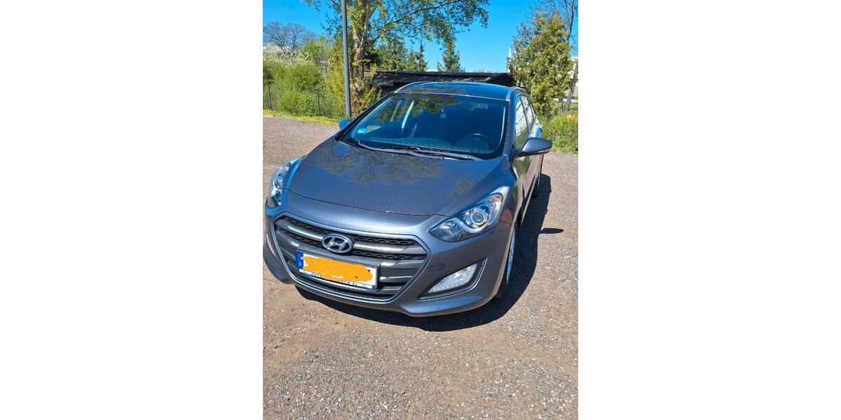 Hyundai i30 128.000 km 9.900 &euro; Arnstadt 99310