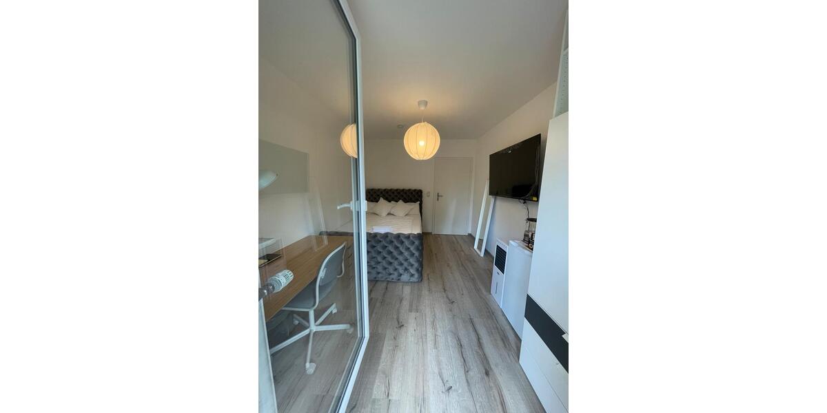 Etagenwohnung Bonn - 1 Zimmer, 20 m&sup2;, 600&euro; | Angebot:26645584