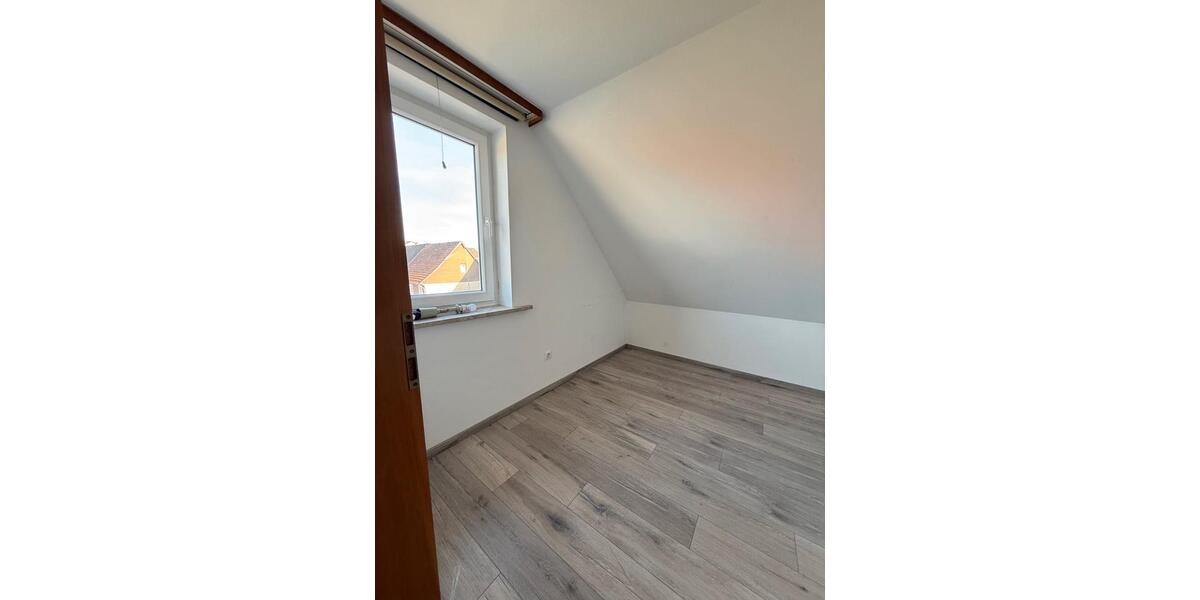 Dachgeschoßwohnung Herzberg am Harz - 3 Zimmer, 82 m&sup2;, 530&euro; | Angebot:26233964
