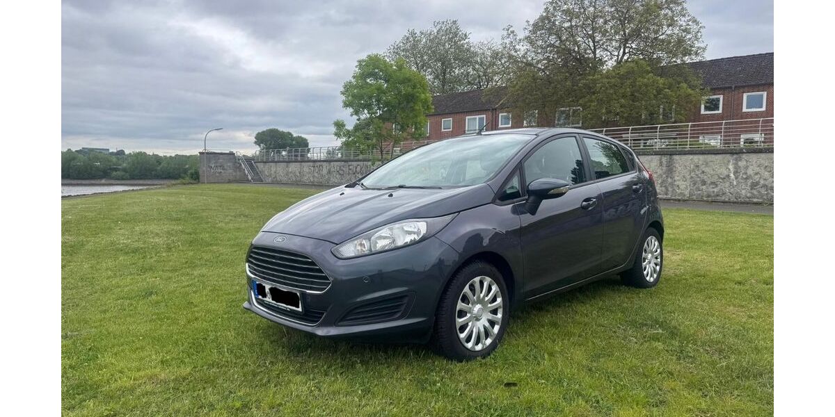 Ford Fiesta 100.000 km 5.200 &euro; Hamburg 21129