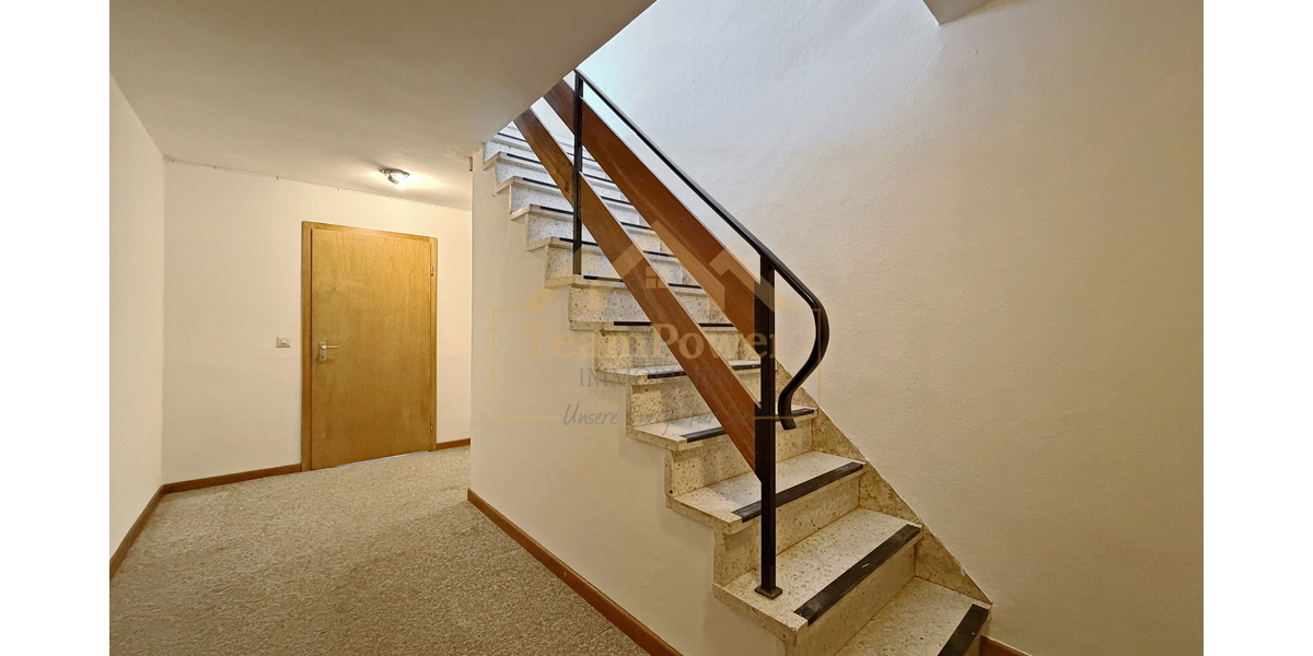 Familienfreundliches EFH mit Garten, Balkon & vielseitigem Souterrain zur Miete - Einfamilienhaus Bad Bramstedt | Angebot:26960572