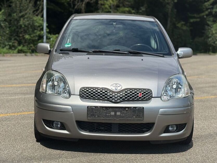 Yaris