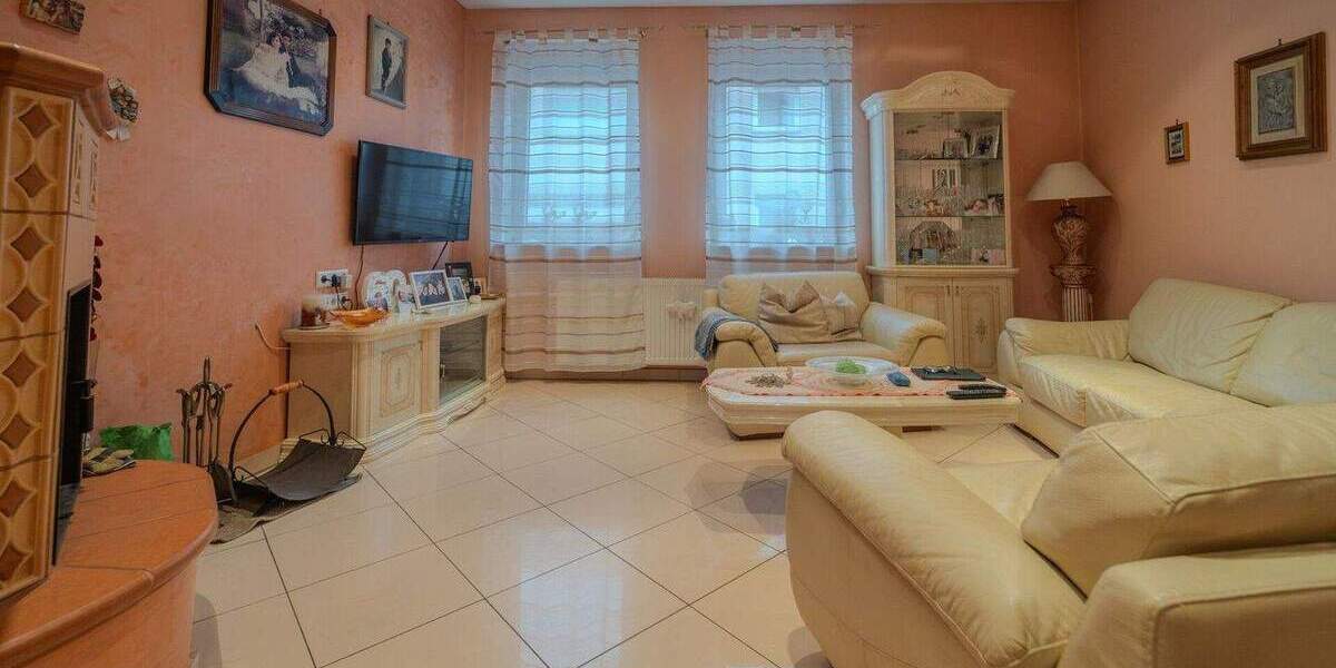 Einfamilienhaus Edingen-Neckarhausen Edingen - 7 Zimmer, 283 m&sup2;, 680.000&euro; | Angebot:24872175