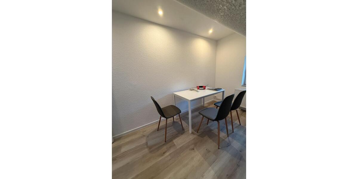 Etagenwohnung Rinteln - 3 Zimmer, 70 m&sup2;, 440&euro; | Angebot:26377899