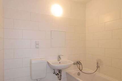 Wohnung Halle (Saale) Heide-Nord/Blumenau - 2 Zimmer, 57 m&sup2;, 387&euro; | Angebot:27008557