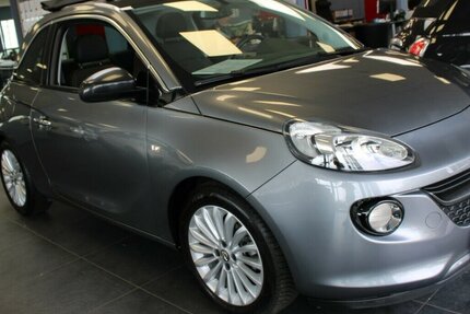 Opel Adam 1.2 Open Air 120 Jahre 64.225 km 8.980 &euro; Euskirchen 53881