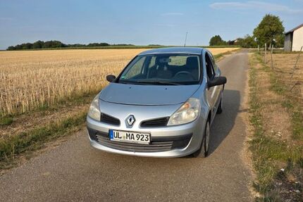 Renault Clio 200.603 km 750 &euro; Nellingen 89191